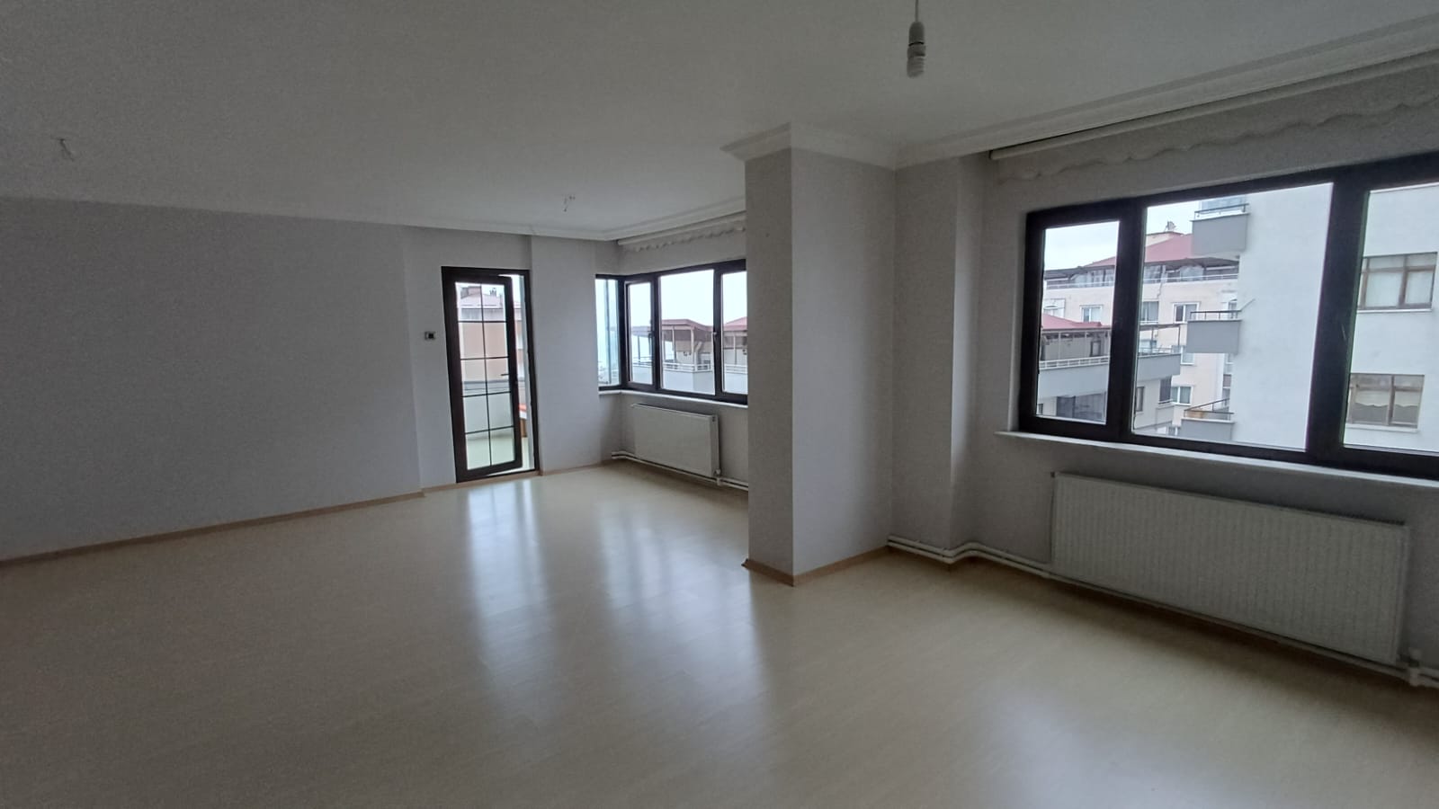 MABEL TOPALOĞLU GÜVENCESİ İLE YEŞİLTEPE'DE DENİZ MANZARALI DAİRE